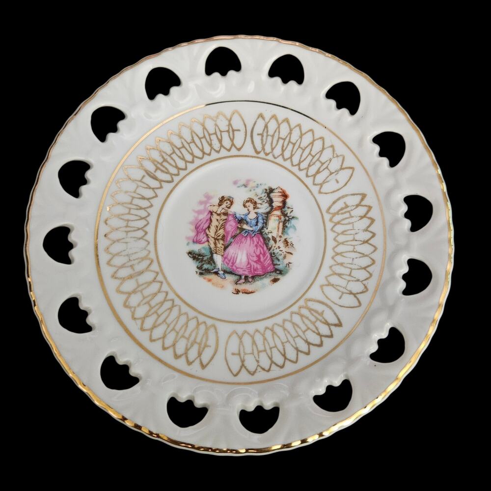 Stylecraft Japan Porcelain Decorative Plate Courting Couple Gold Filigree